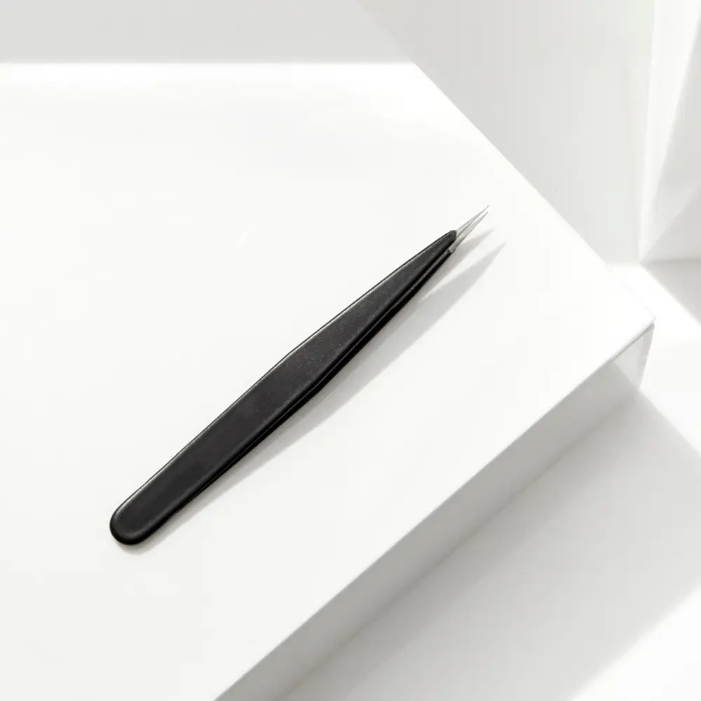 Eyebrow Tweezers